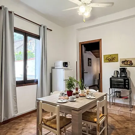 Asplanato - Dol166 By Interhome *